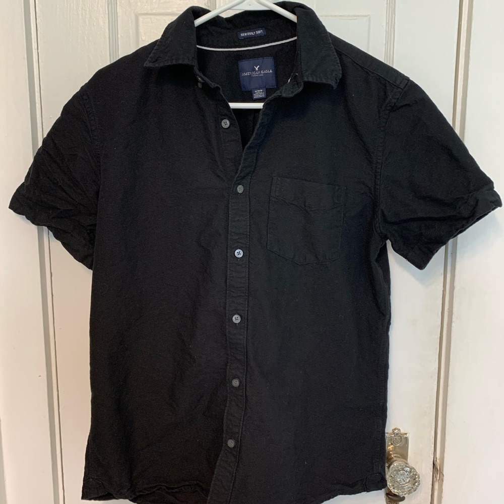 American Eagle Black Short Sleeve Button Down (M)
